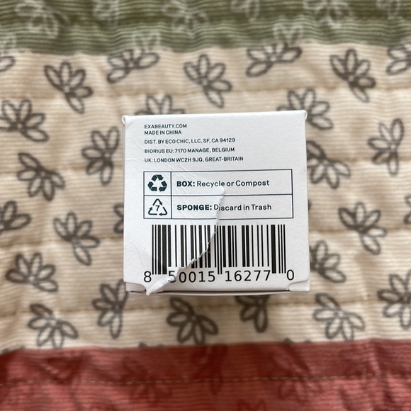 Exa Complexion Sponge - Picture 2 of 5